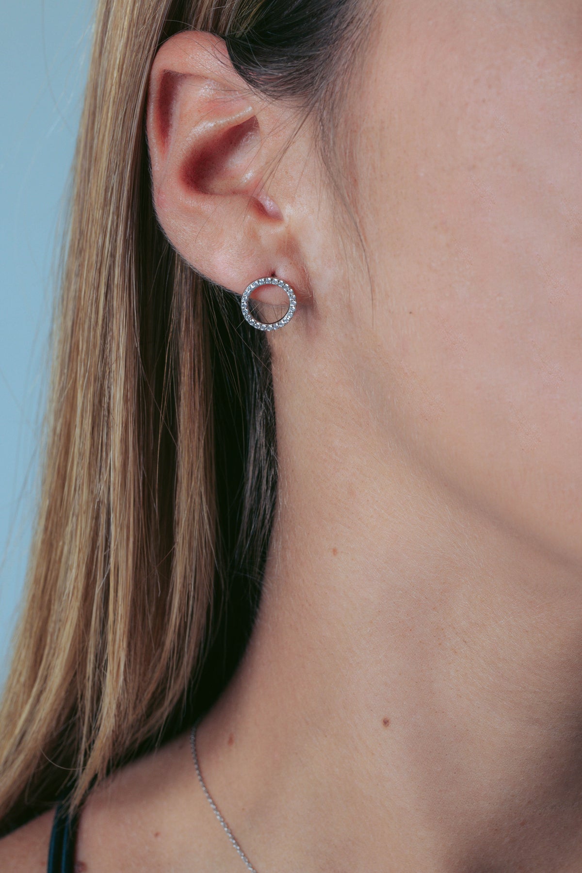 ARA RHODIUM EARRING