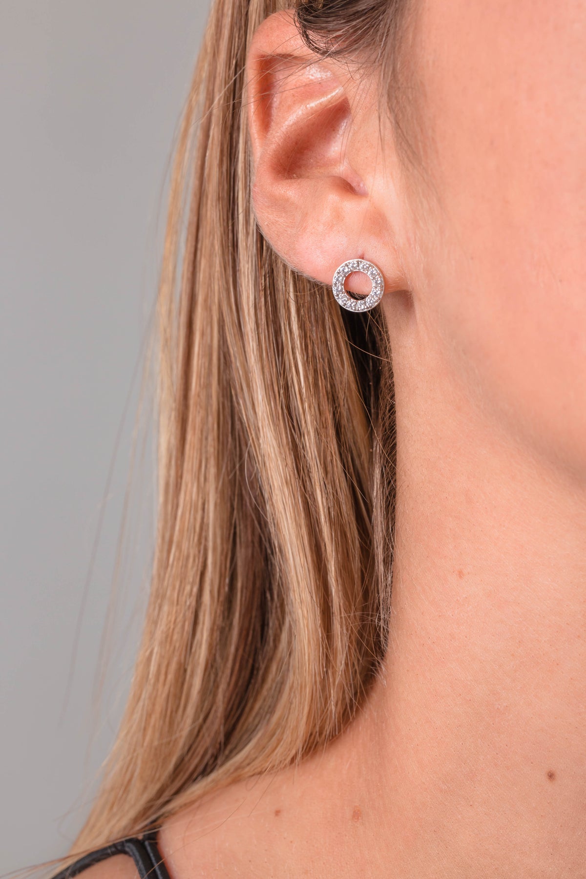 BABY CIRCLE CZ STUD EARRING