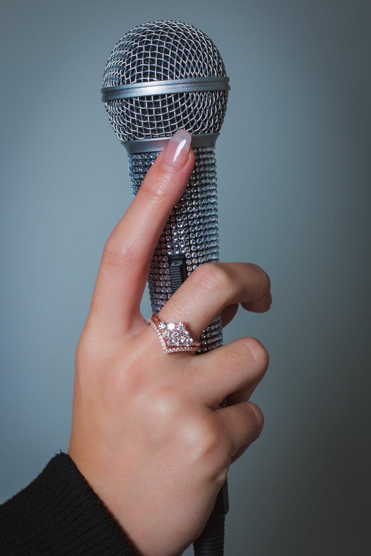 ROCK STAR SHIELD ROSE GOLD RING