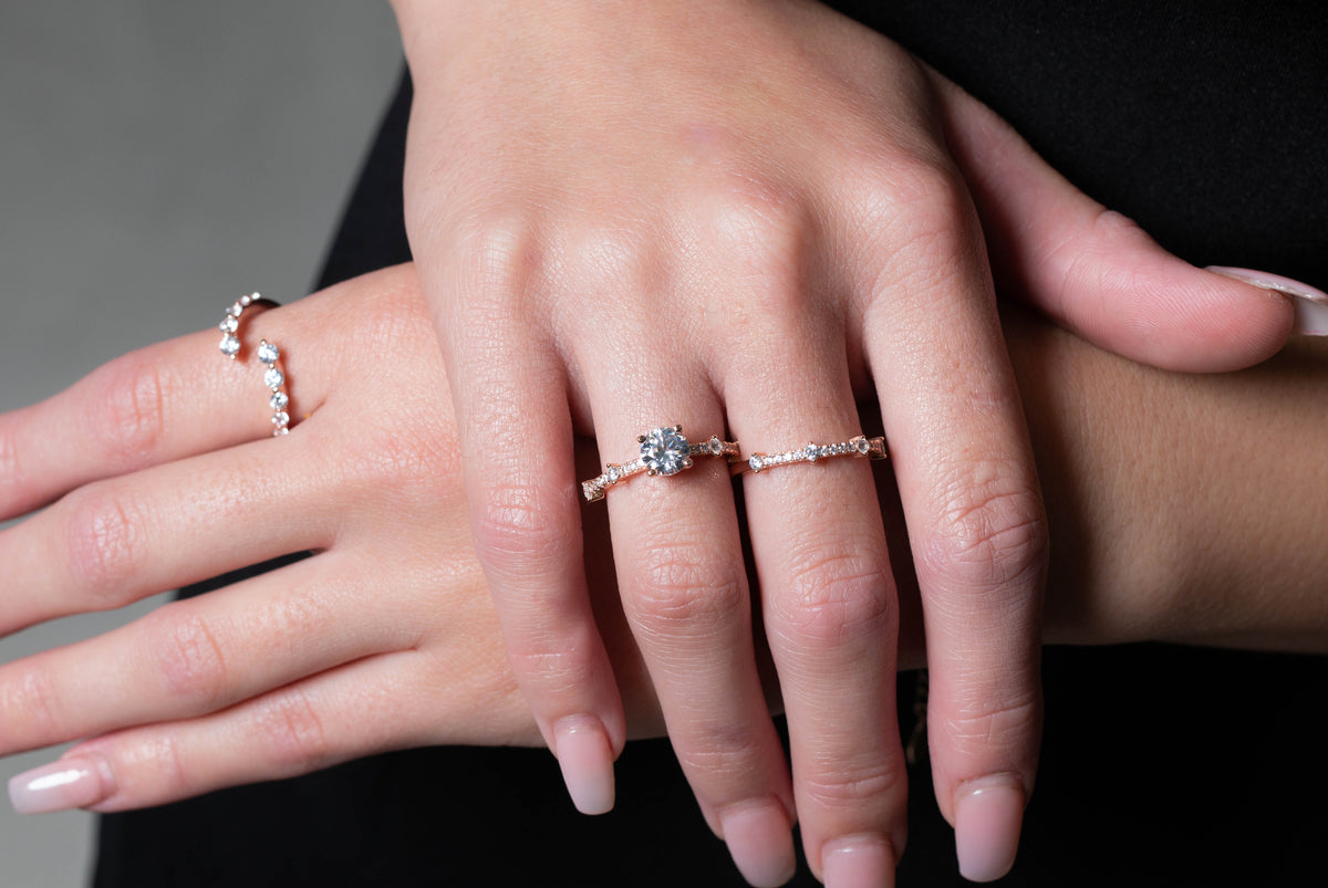 RED CARPET GALA SOLITAIRE RING ROSE GOLD