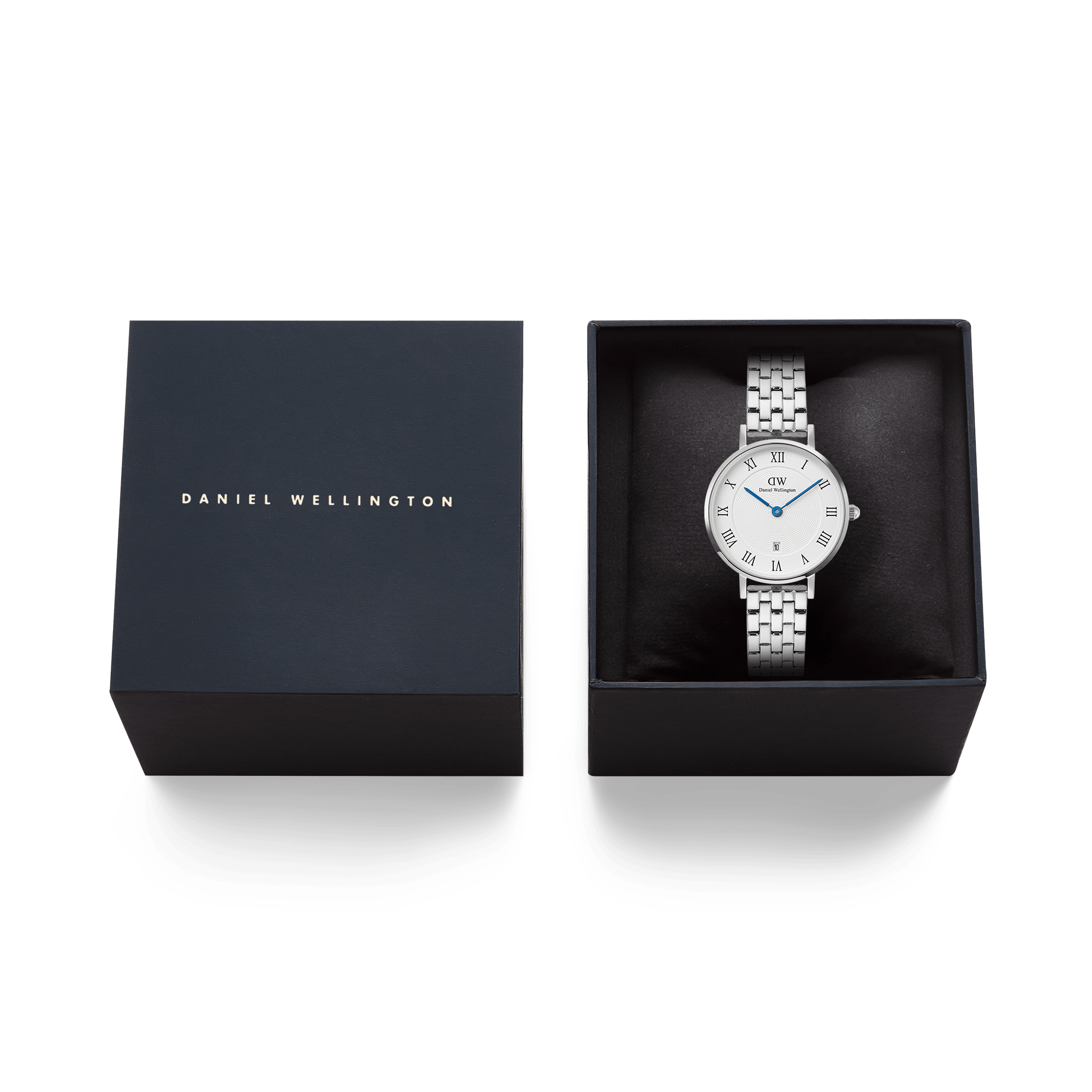Daniel Wellington Petite Roman Numerals Date 5-link  Silver